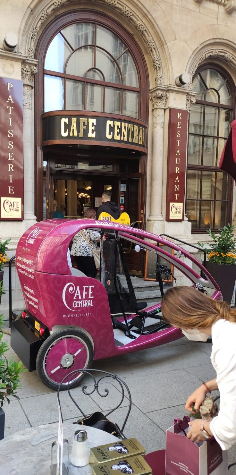 Faxi Cafe Central